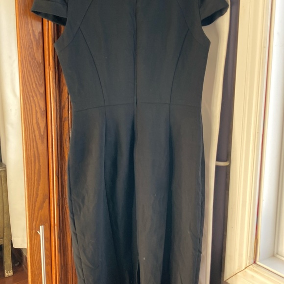 Dress - Picture 4 of 4